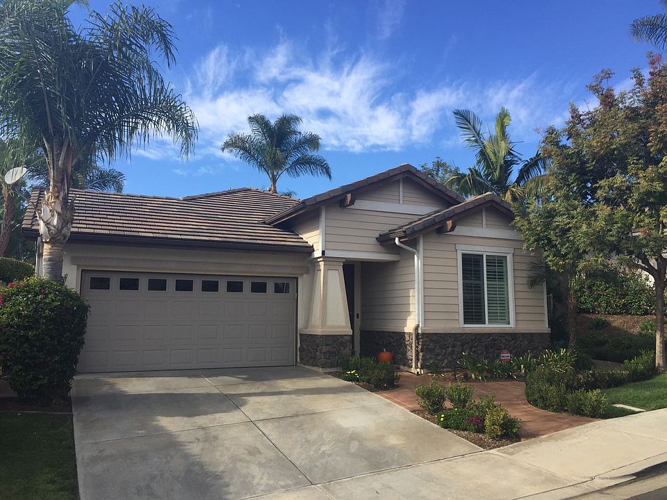1st image of 1594 Loma Alta Dr