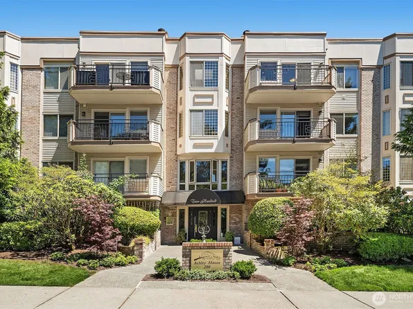 200 99th Avenue NE #28, Bellevue, WA 98004