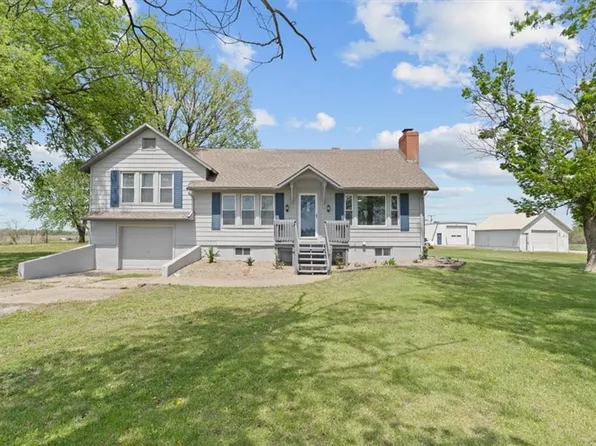 33910 E State Route P, Pleasant Hill, MO 64080