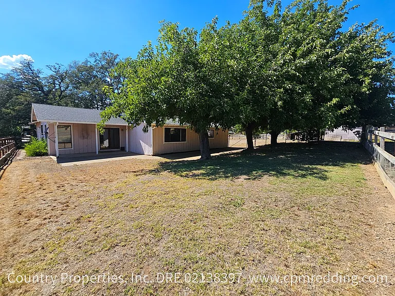 12183 Dry Creek Rd — Photo 33