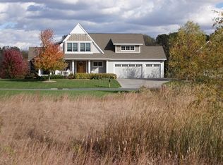 5711 Linden Ave, Lake Elmo, MN 55042