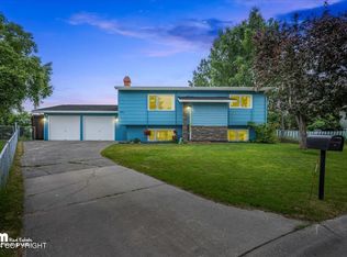 3811 Crosson Cir, Anchorage, AK 99517