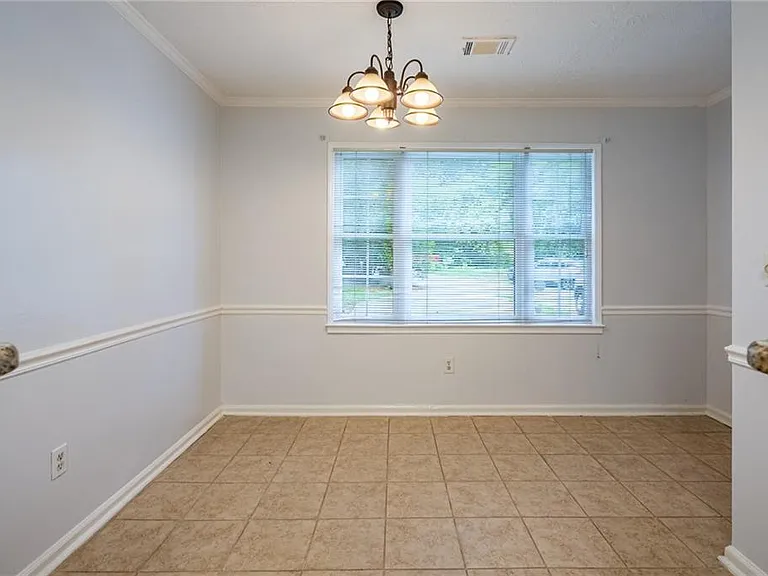 2916 Governors Ct — Photo 7