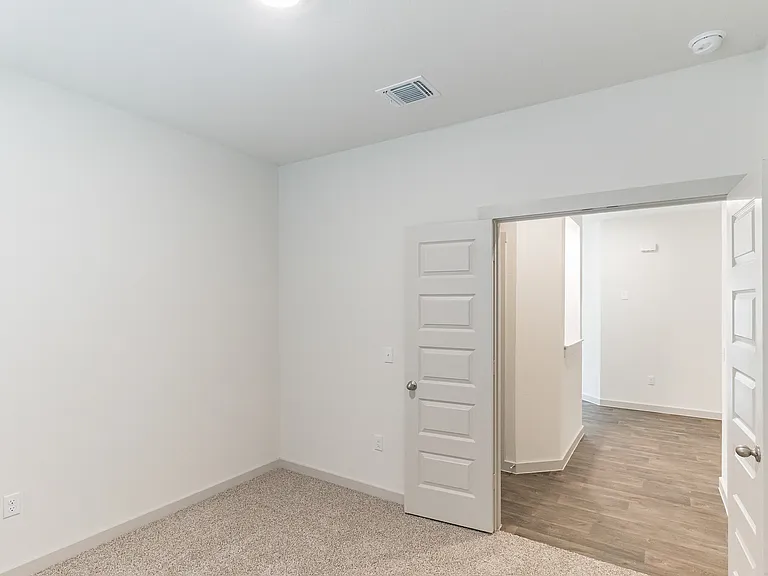 209 Elm Creek Dr #1 — Photo 17