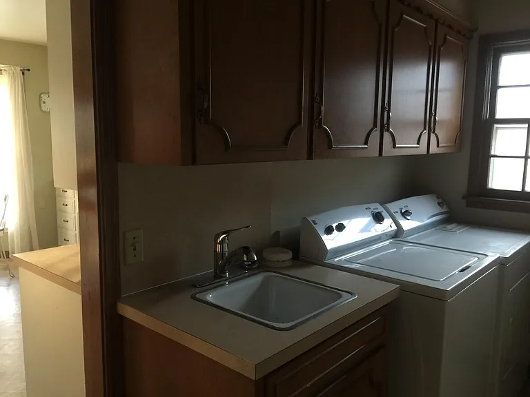 2221 W 4th Ave — Photo 16