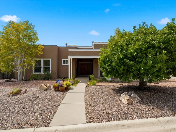 4434 Long Shadow Ln, Santa Fe, NM 87507