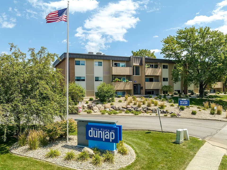 Flats at Dunlap