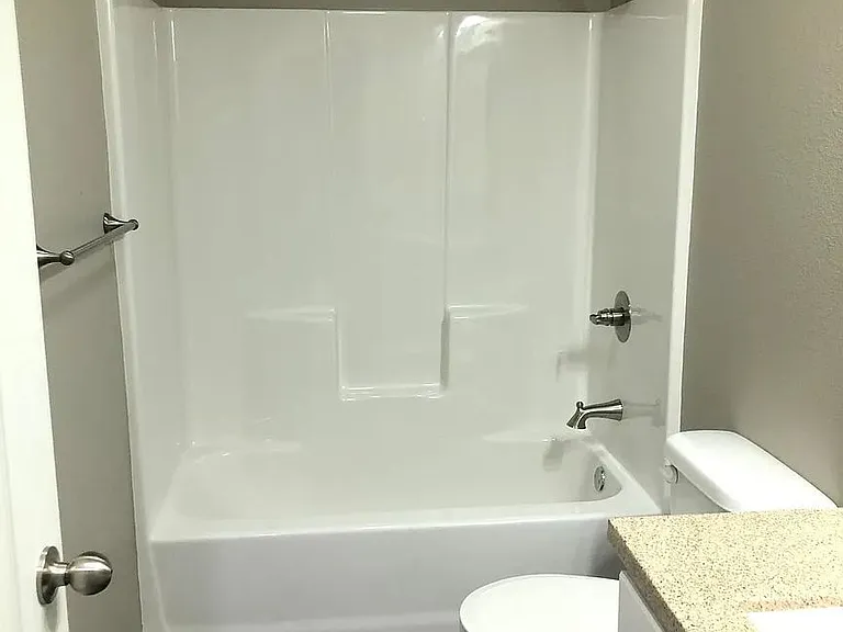 120 Sunrise Cv — Photo 30