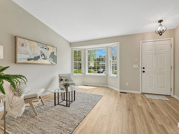 2nd image of 1059 Riddlewood Lane