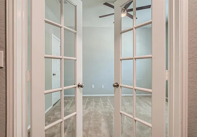 13927 Laurel Br — Photo 4