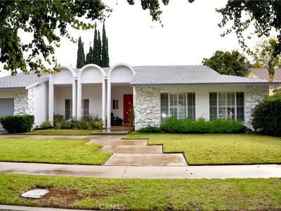 19920 Merridy St, Chatsworth, CA, 91311