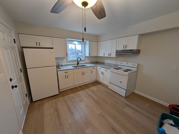 4th image of 2117 Davis Dr #2117