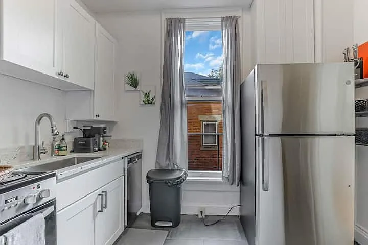 82 Price Ave #B — Photo 8