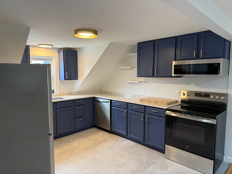94 Park St #3 — Photo 3