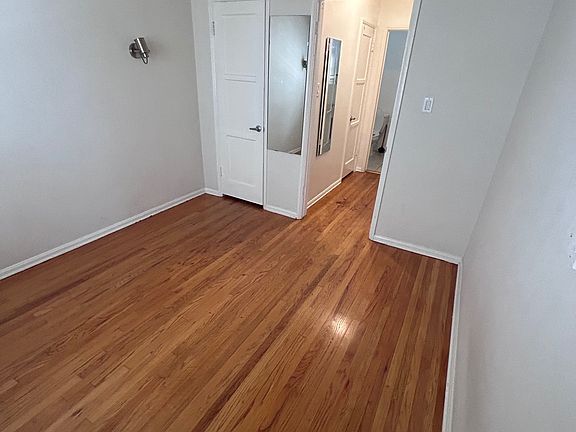 4th image of 403 N Stanley Ave #4