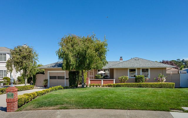 1st image of 7 Chico Ct