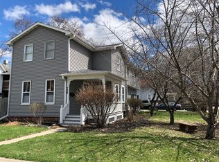 738 S 4th St, Aurora, IL 60505