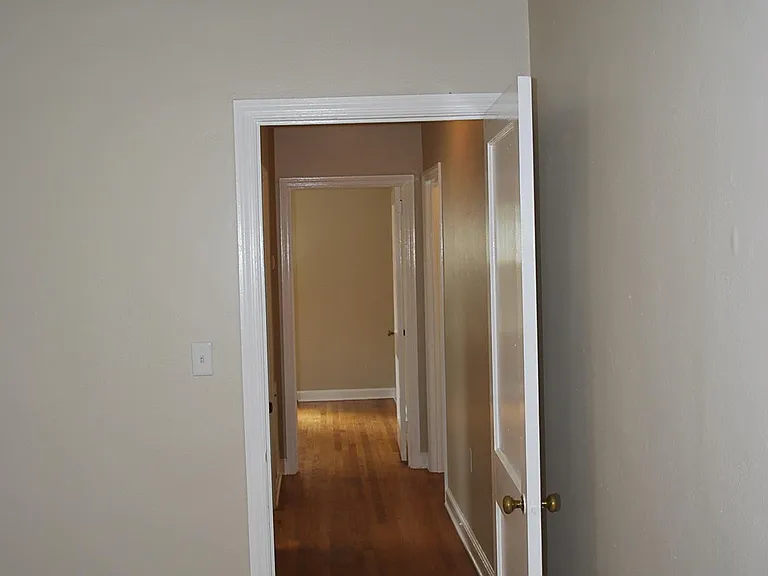 Back bedroom facing front bedroom