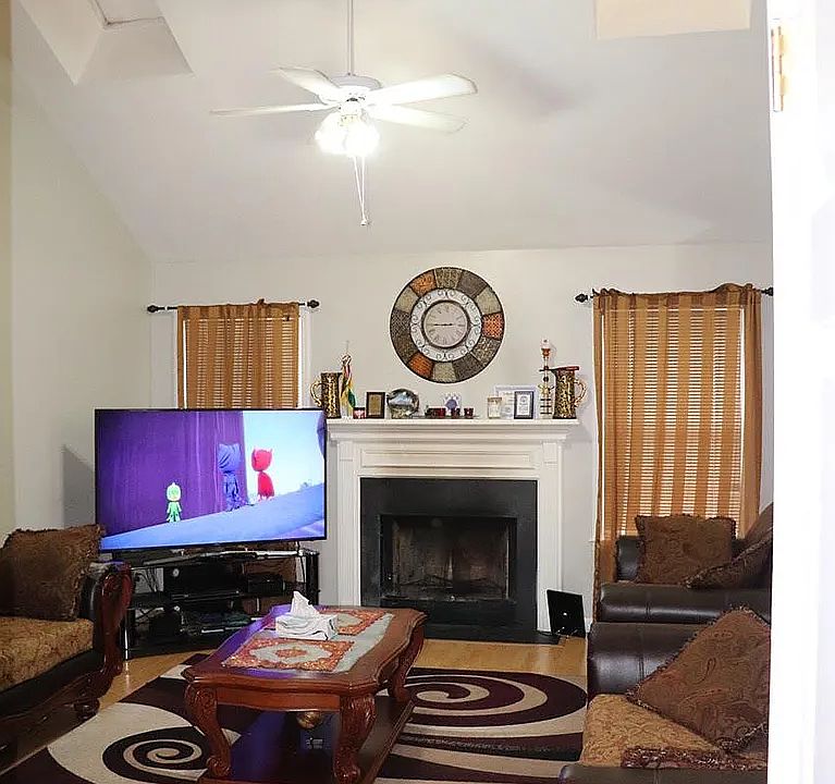 1st image of 4808 Honey Grove Dr