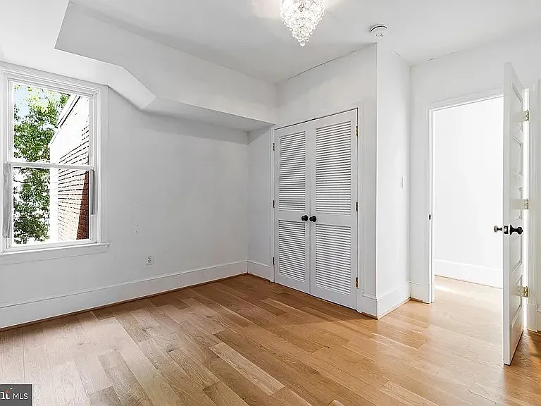822 5th St NE — Photo 37