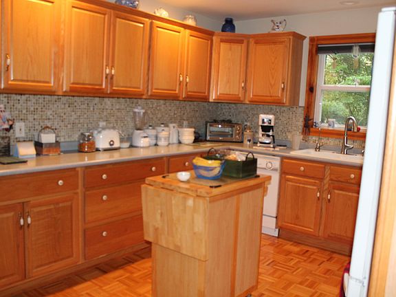 5th image of 10302 Sturgis Dr