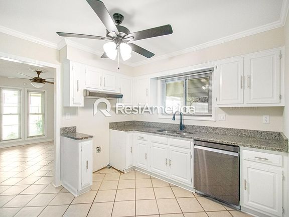 5th image of 5718 Ackerman Ave
