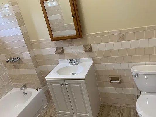 Rented by Spot Real Estate | media 8