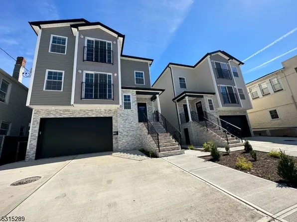 139 Court St, Elizabeth City, NJ 07206