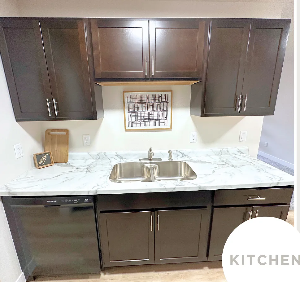 Parkview Apartments — Photo 4