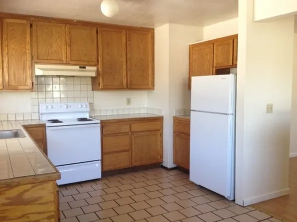 4432 Yukon Dr, Santa Rosa, CA 95409