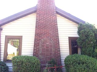 8640 15th Ave NE, Seattle, WA 98115