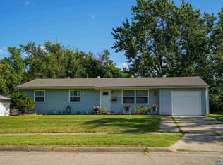 1219 SW 31st Ter, Topeka, KS 66611