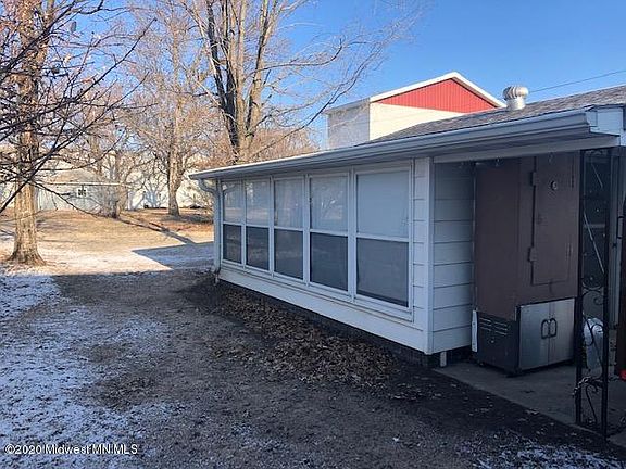 2nd image of 512 Rossman Ave