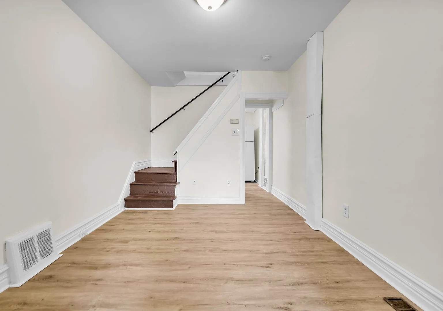 Charming Rental Home in Convenient Allentown Location — Photo 4
