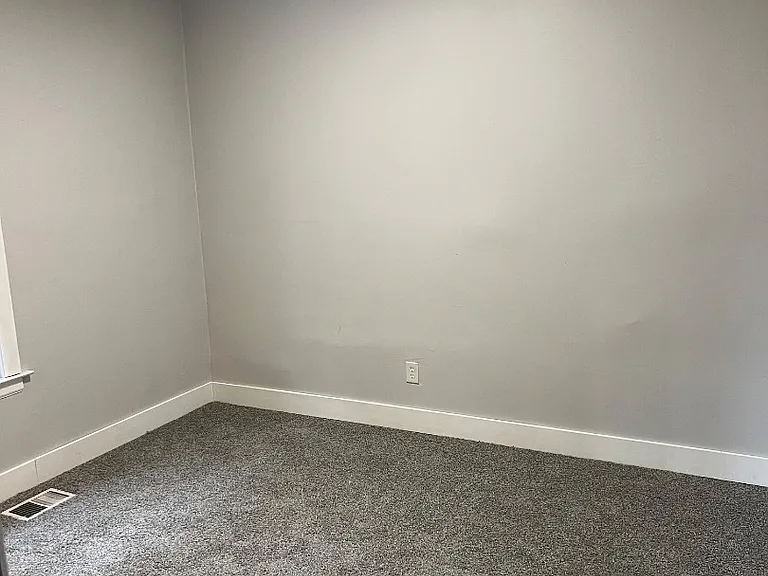 Unit Photo