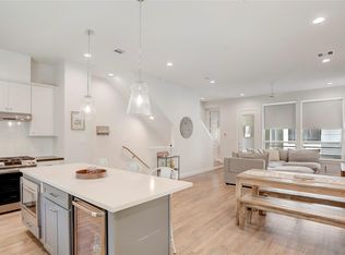 2781 Clinton Dr, Houston, TX 77020
