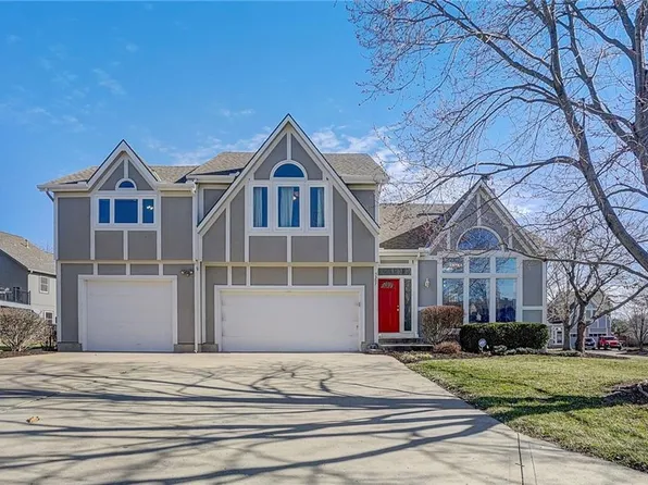 5307 Noble St, Shawnee, KS 66226