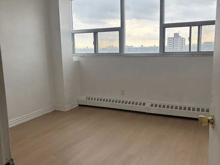 4091 Sheppard Ave E #1601 — Photo 18