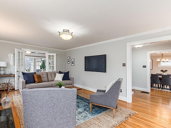 5th image of 1110 Elmwood Ave