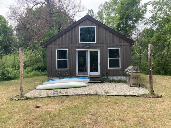 36 W Dewitt Dr, Luther, MI 49656