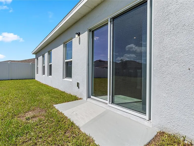 1582 Finnigan Cir — Photo 25