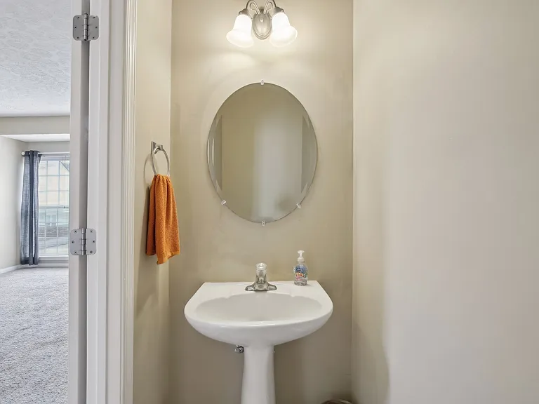 7841 Heaton Way — Photo 11
