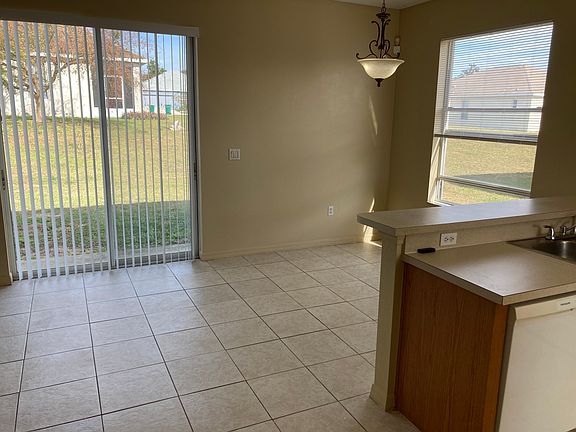 5th image of 335 E Idlewild Ave
