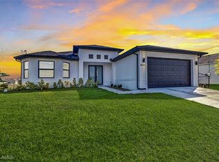 2601 23rd St SW, Lehigh Acres, FL 33976