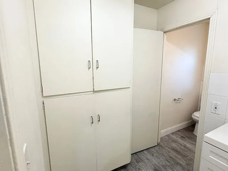 461 Walnut St — Photo 12