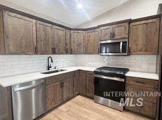 818 N 5th St, Nyssa, OR 97913