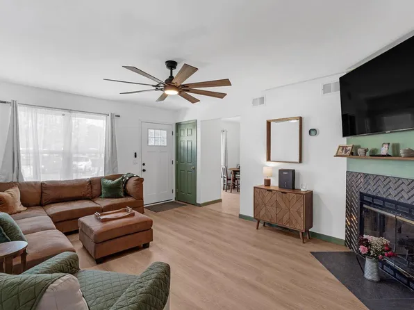 791 Assisi Ln APT 208, Jacksonville, FL 32233