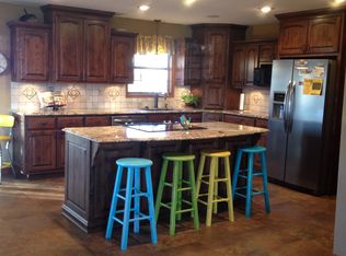 1206 Corral Ct, Neosho, MO 64850