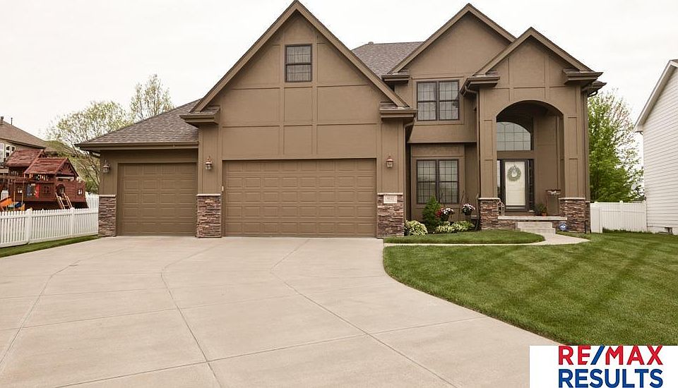 1st image of 4632 Crestview Dr