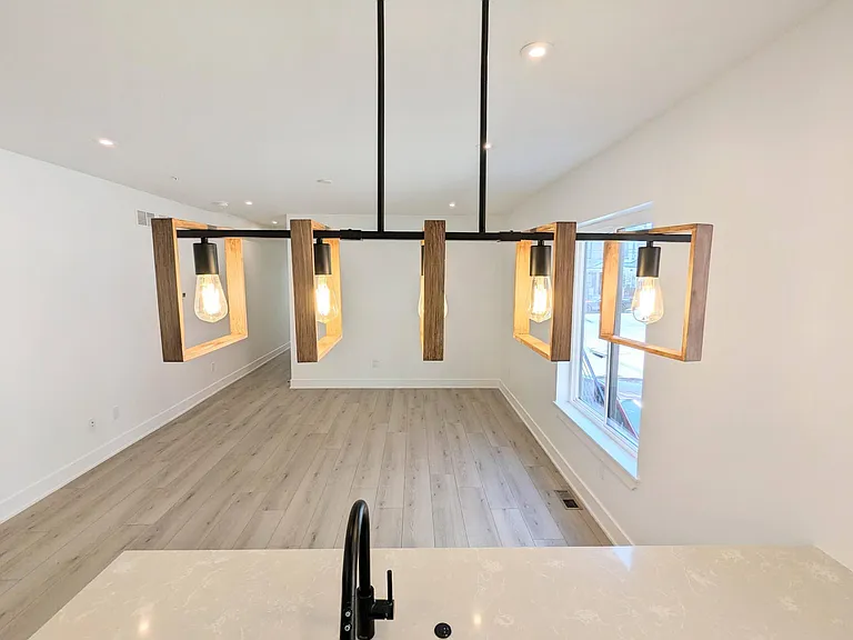 3015 W Oxford St #1 — Photo 5